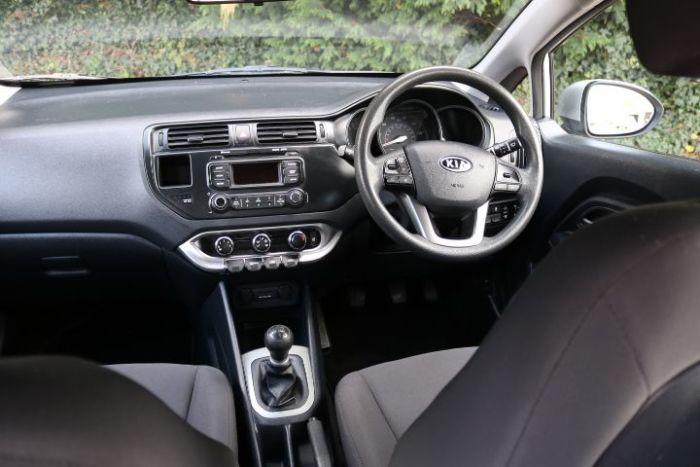 Kia Rio 1.25 1 5dr Hatchback Petrol Silver