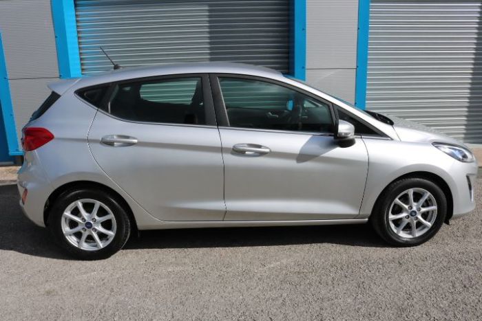 Ford Fiesta 1.5 TDCi Zetec 5dr Hatchback Diesel Silver