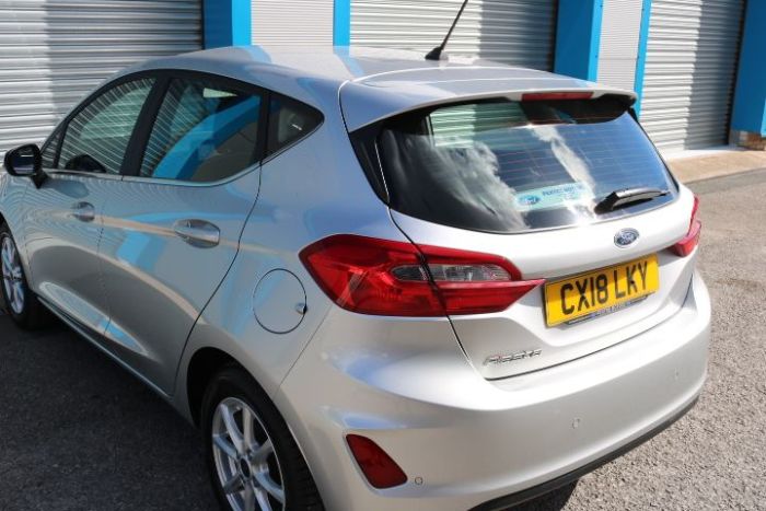 Ford Fiesta 1.5 TDCi Zetec 5dr Hatchback Diesel Silver