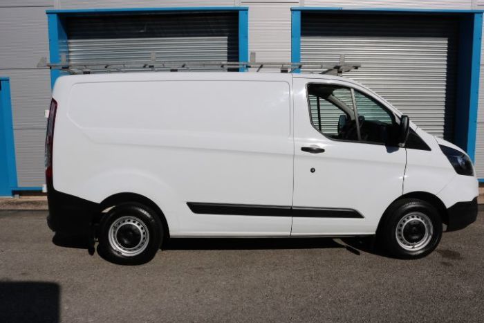 Ford Transit Custom 2.0 TDCi 105ps Low Roof Van Panel Van Diesel White