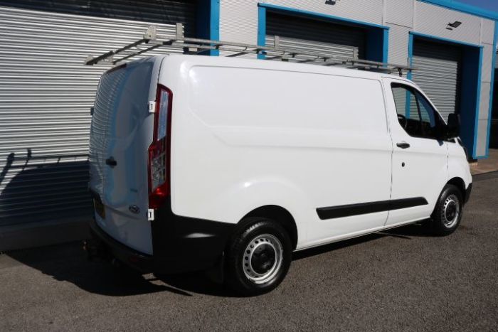 Ford Transit Custom 2.0 TDCi 105ps Low Roof Van Panel Van Diesel White