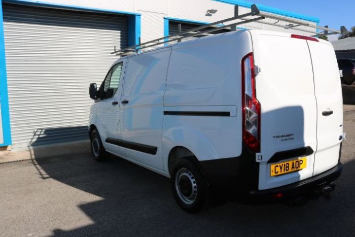 Ford Transit Custom 2.0 TDCi 105ps Low Roof Van Panel Van Diesel White