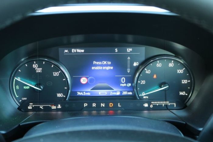 Ford Kuga 2.5 KUGA Titanium Plug In Hybrid Automatic SUV Hybrid Chrome Blue