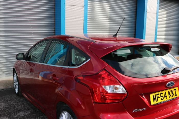 Ford Focus 1.6 TDCi 115 Zetec S 5dr Hatchback Diesel Red