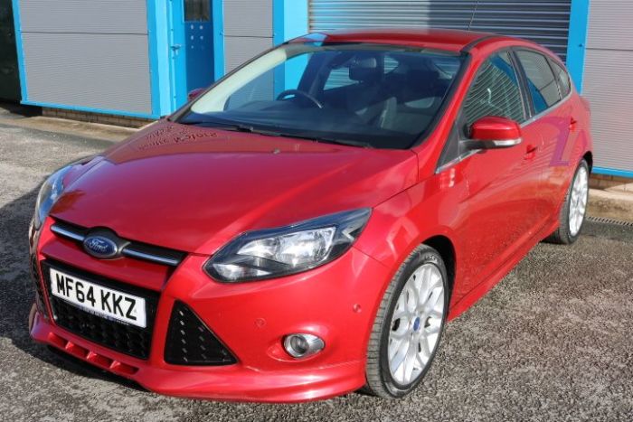 Ford Focus 1.6 TDCi 115 Zetec S 5dr Hatchback Diesel Red
