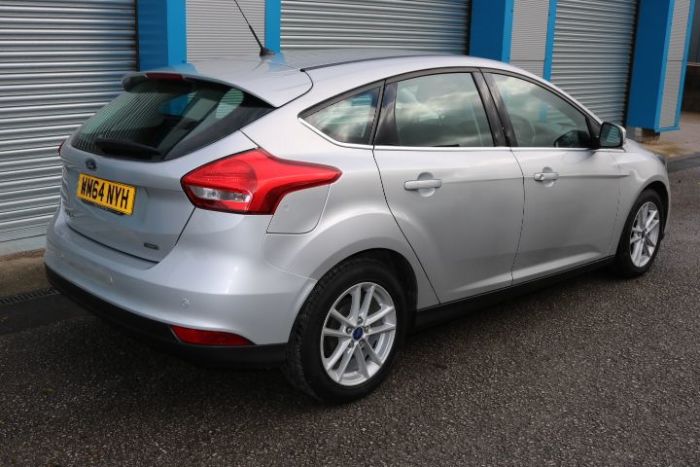 Ford Focus 1.0 EcoBoost 125 Zetec 5dr Hatchback Petrol Silver