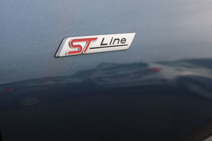 Ford Fiesta 1.0 EcoBoost Hybrid mHEV 125 ST-Line X Edition 5dr Hatchback Petrol Blue