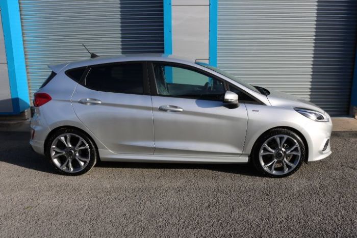 Ford Fiesta 1.0 EcoBoost Hybrid mHEV 125 ST-Line X Edition 5dr Hatchback Petrol Silver