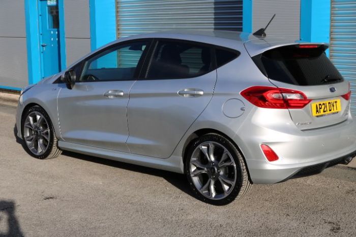 Ford Fiesta 1.0 EcoBoost Hybrid mHEV 125 ST-Line X Edition 5dr Hatchback Petrol Silver