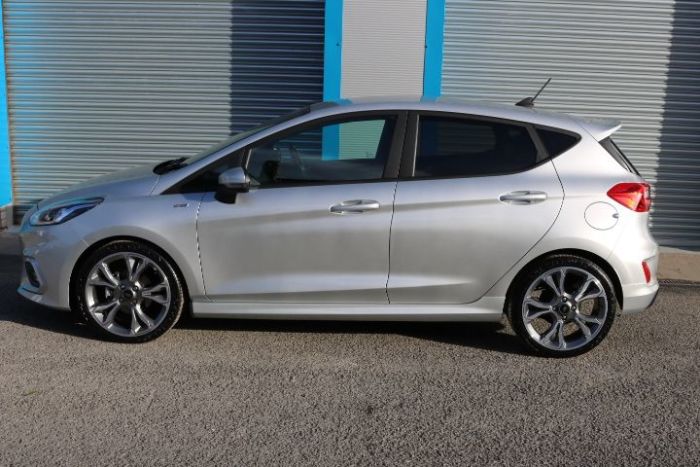 Ford Fiesta 1.0 EcoBoost Hybrid mHEV 125 ST-Line X Edition 5dr Hatchback Petrol Silver