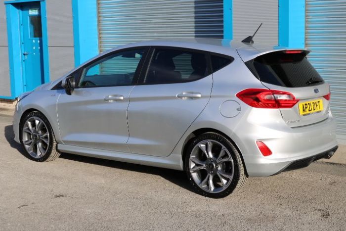 Ford Fiesta 1.0 EcoBoost Hybrid mHEV 125 ST-Line X Edition 5dr Hatchback Petrol Silver