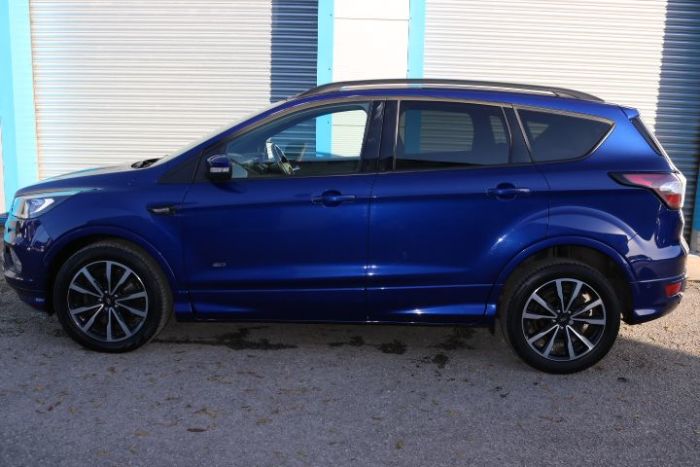 Ford Kuga 2.0 TDCi 180 ST-Line 5dr Auto 4X4 Hatchback Diesel Blue