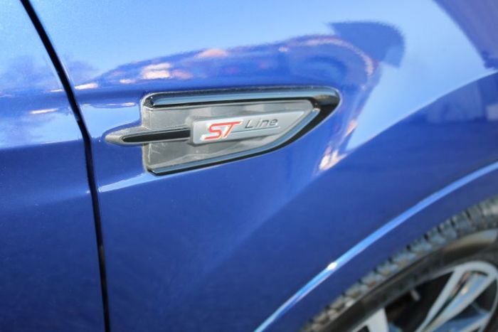Ford Kuga 2.0 TDCi 180 ST-Line 5dr Auto 4X4 Hatchback Diesel Blue