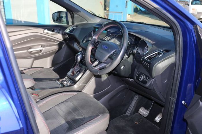 Ford Kuga 2.0 TDCi 180 ST-Line 5dr Auto 4X4 Hatchback Diesel Blue