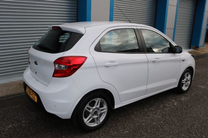 Ford Ka 1.2 85 Zetec 5dr Hatchback Petrol White