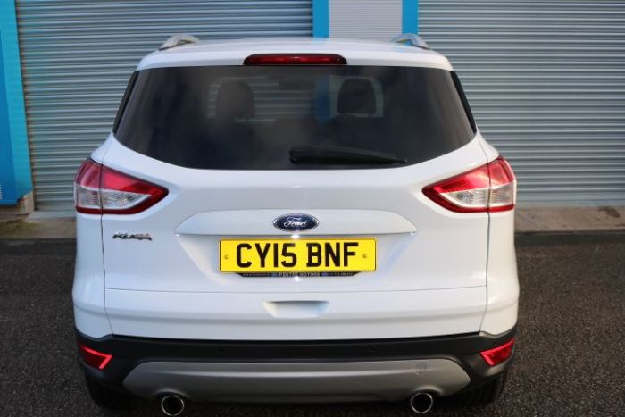 Ford Kuga 2.0 TDCi 180 Titanium 5dr Powershift 4x4 Hatchback Diesel White