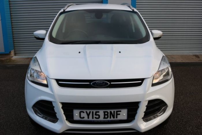 Ford Kuga 2.0 TDCi 180 Titanium 5dr Powershift 4x4 Hatchback Diesel White