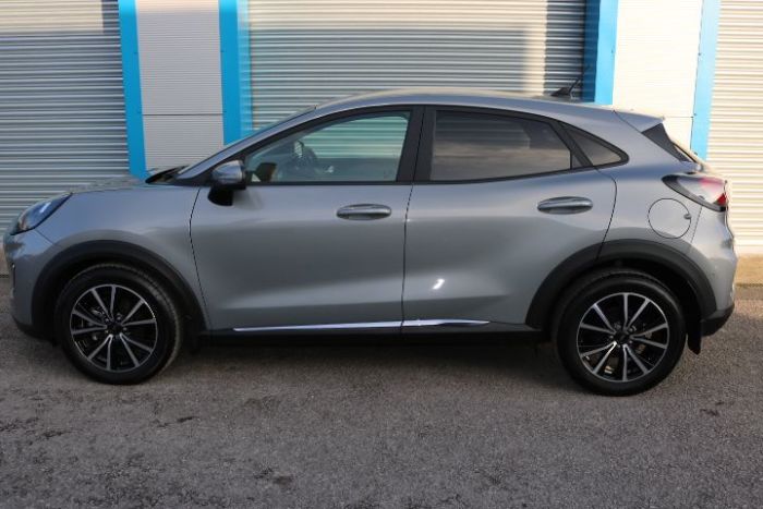 Ford Puma 1.0 EcoBoost Hybrid mHEV 155 Titanium 5dr Hatchback Petrol Silver