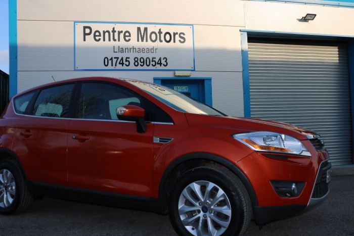 Ford Kuga 2.0 TDCi 163 Titanium 5dr Powershift 4x4 Estate Diesel Red
