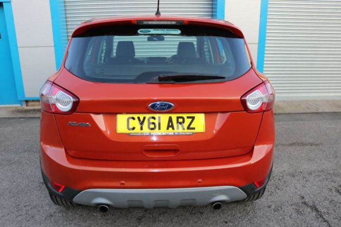 Ford Kuga 2.0 TDCi 163 Titanium 5dr Powershift 4x4 Estate Diesel Red