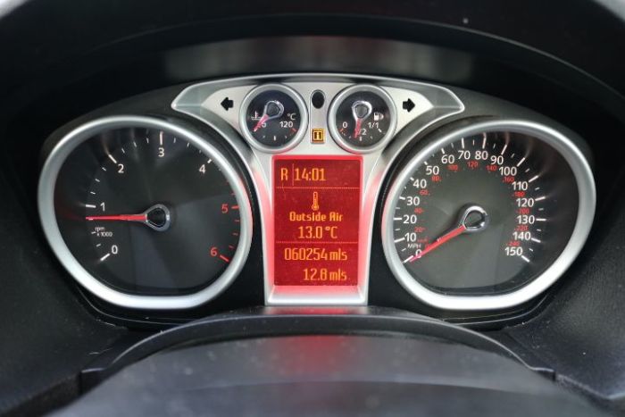 Ford Kuga 2.0 TDCi 163 Titanium 5dr Powershift 4x4 Estate Diesel Red
