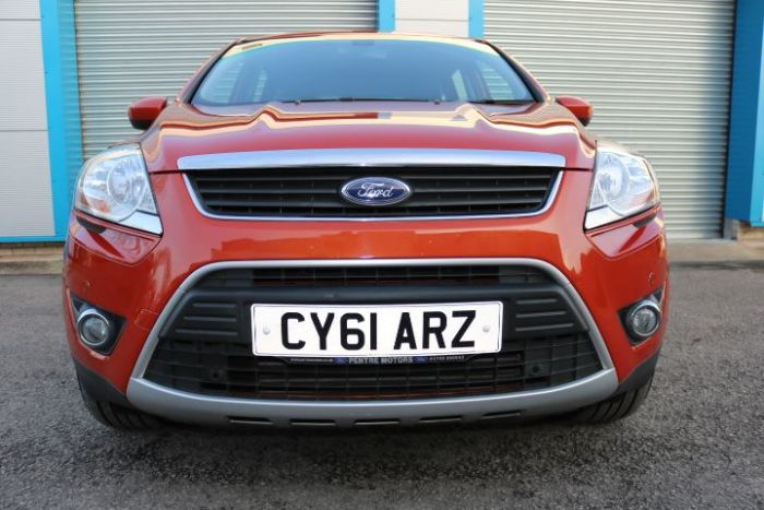 Ford Kuga 2.0 TDCi 163 Titanium 5dr Powershift 4x4 Estate Diesel Red