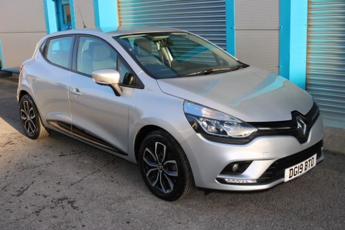 Renault Clio 1.5 dCi 90 Play 5dr Hatchback Diesel Silver