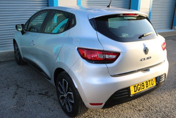 Renault Clio 1.5 dCi 90 Play 5dr Hatchback Diesel Silver