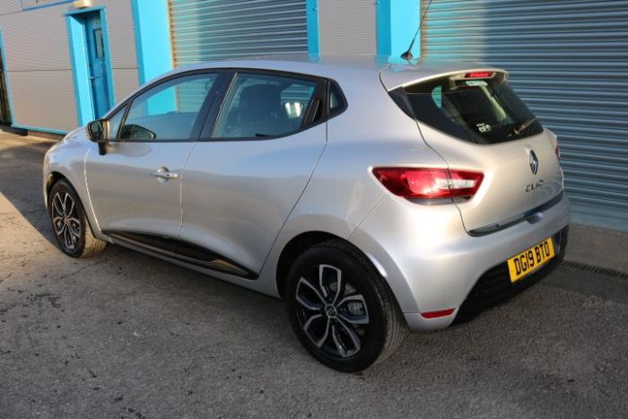 Renault Clio 1.5 dCi 90 Play 5dr Hatchback Diesel Silver