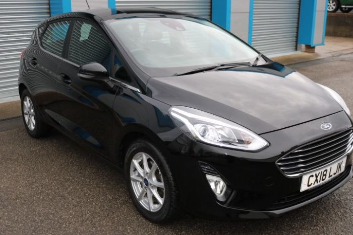 Ford Fiesta 1.0 EcoBoost Zetec 5dr Hatchback Petrol Black
