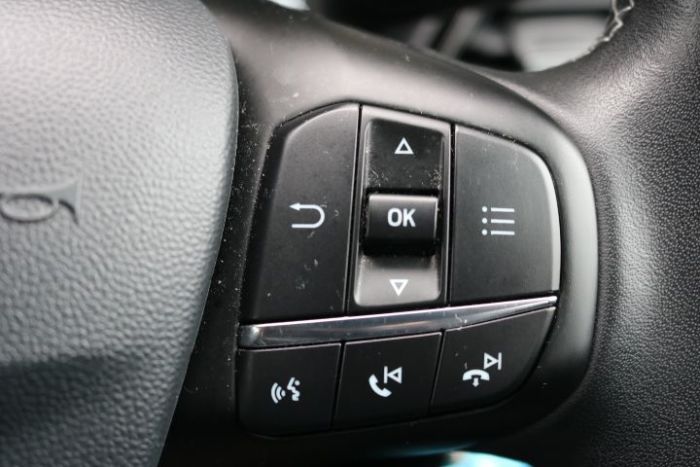 Ford Fiesta 1.0 EcoBoost Zetec 5dr Hatchback Petrol Black