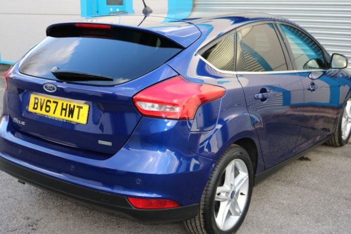Ford Focus 1.0 EcoBoost 125 Titanium 5dr Hatchback Petrol Blue