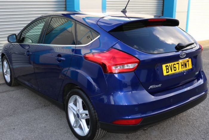 Ford Focus 1.0 EcoBoost 125 Titanium 5dr Hatchback Petrol Blue