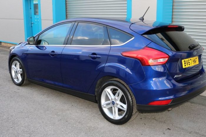 Ford Focus 1.0 EcoBoost 125 Titanium 5dr Hatchback Petrol Blue