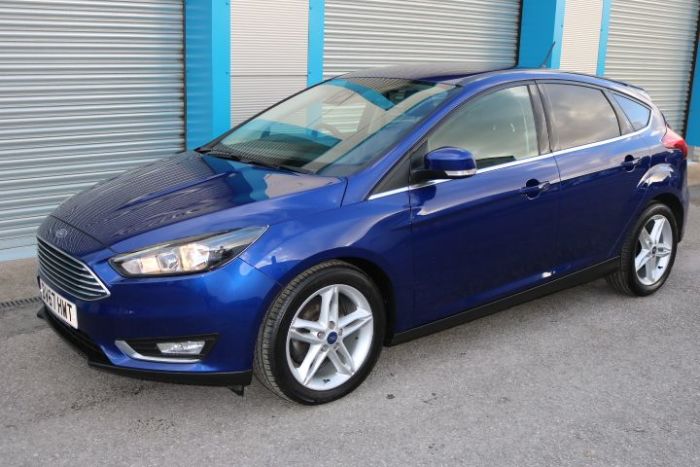 Ford Focus 1.0 EcoBoost 125 Titanium 5dr Hatchback Petrol Blue