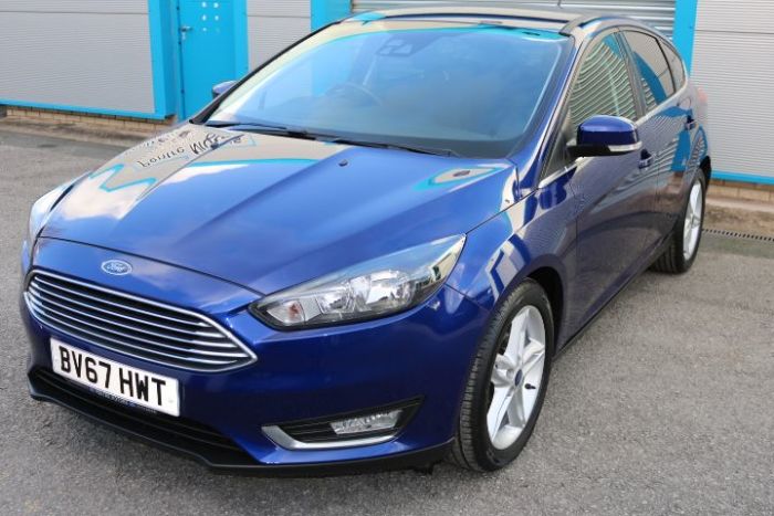 Ford Focus 1.0 EcoBoost 125 Titanium 5dr Hatchback Petrol Blue