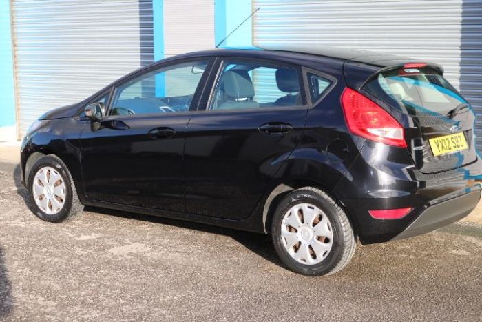 Ford Fiesta 1.6 FIESTA ECONETIC TDCI Hatchback Diesel Black