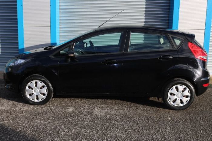 Ford Fiesta 1.6 FIESTA ECONETIC TDCI Hatchback Diesel Black