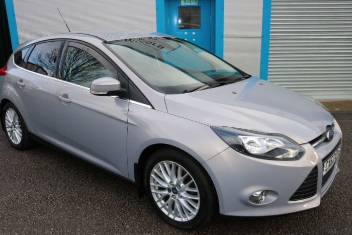 Ford Focus 1.0 125 EcoBoost Zetec 5dr Hatchback Petrol Silver
