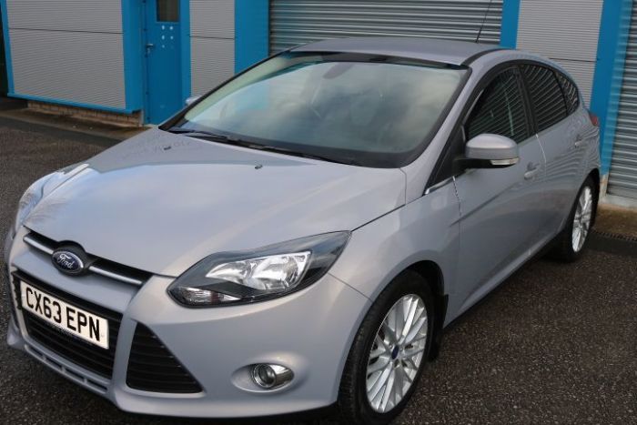 Ford Focus 1.0 125 EcoBoost Zetec 5dr Hatchback Petrol Silver