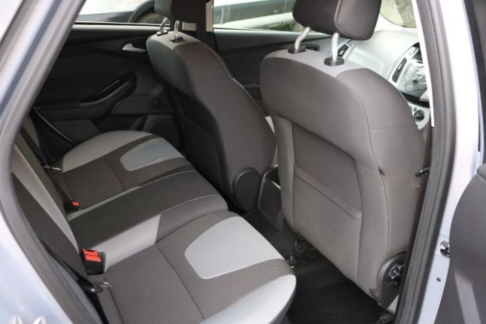 Ford Focus 1.0 125 EcoBoost Zetec 5dr Hatchback Petrol Silver