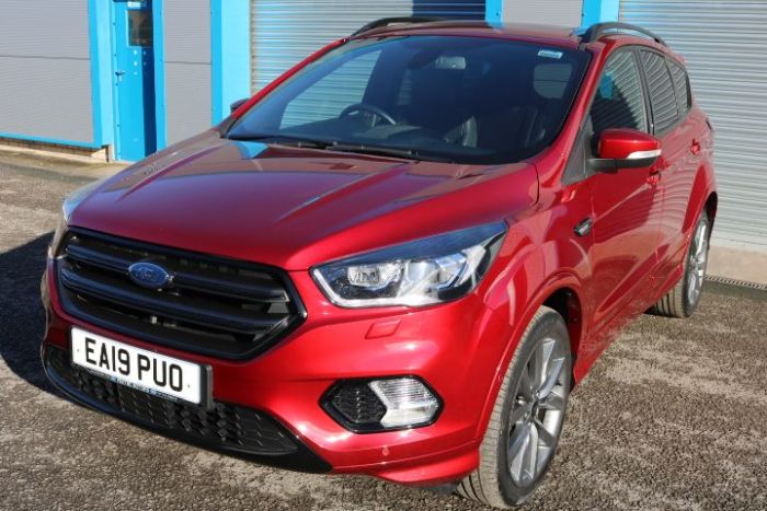 Ford Kuga 2.0 TDCi 180 ST-Line X 5dr Auto 4x4 Hatchback Diesel Red