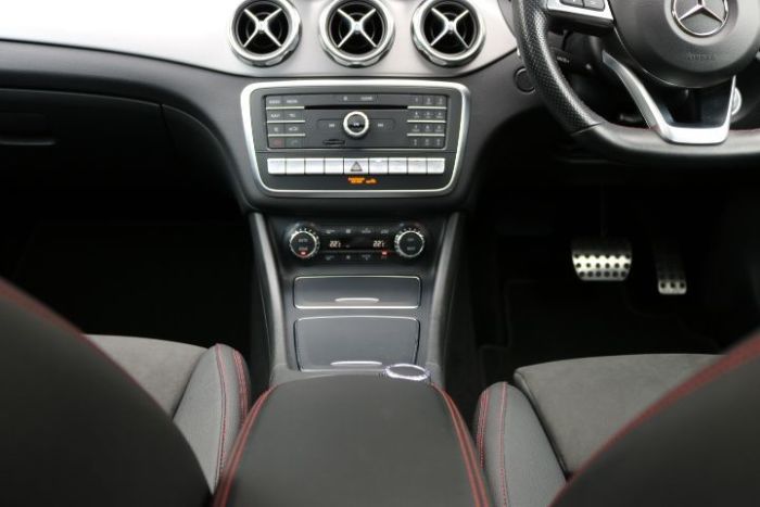 Mercedes-Benz 250 2.0 250 GLA AMG Line Premium+ Four Wheel Drive Petrol Silver