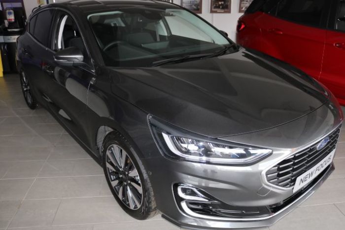 Ford Focus Titanium Vignale 1.0Ecoboost (125ps) Hatchback Petrol Magnetic Grey