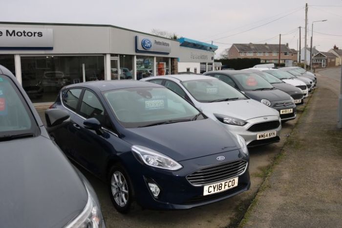 Ford Focus Titanium Vignale 1.0Ecoboost (125ps) Hatchback Petrol Magnetic Grey