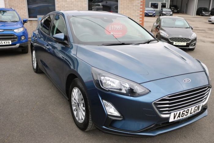 Ford Focus 1.0 EcoBoost 125 Titanium 5dr Hatchback Petrol Blue