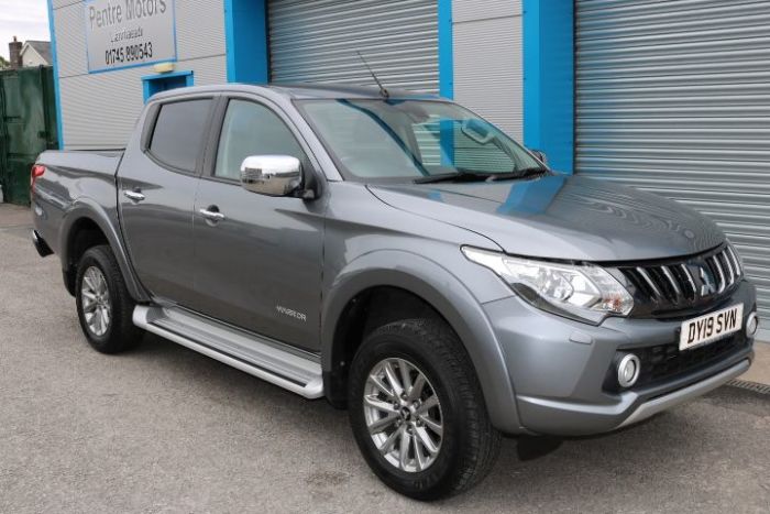 Mitsubishi L200 2.4 Double Cab DI-D 178 Warrior 4WD Auto Pick Up Diesel Grey