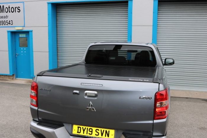 Mitsubishi L200 2.4 Double Cab DI-D 178 Warrior 4WD Auto Pick Up Diesel Grey