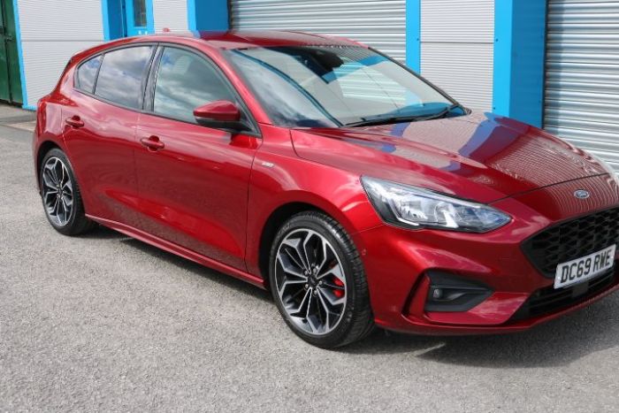 Ford Focus 1.0 ST-LIne X Hatchback Petrol Ruby Red