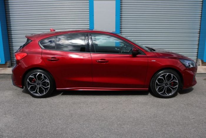 Ford Focus 1.0 ST-LIne X Hatchback Petrol Ruby Red